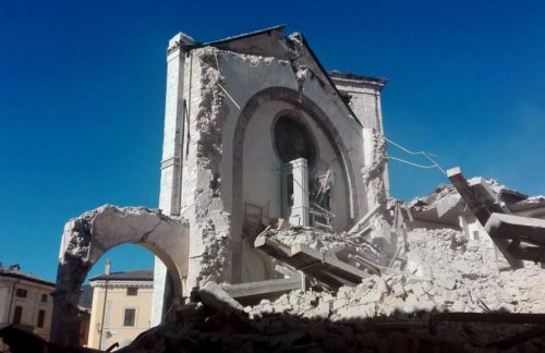 STORIE DI DISAGIO SOCIALE – TERREMOTATI DEL CENTRO ITALIA.